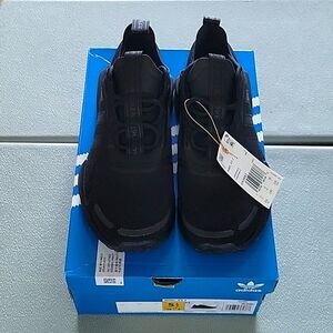 Adidas Big Kids' Grade School NMD_V3 J Black Sneakers Shoes Size 5.5 NWT